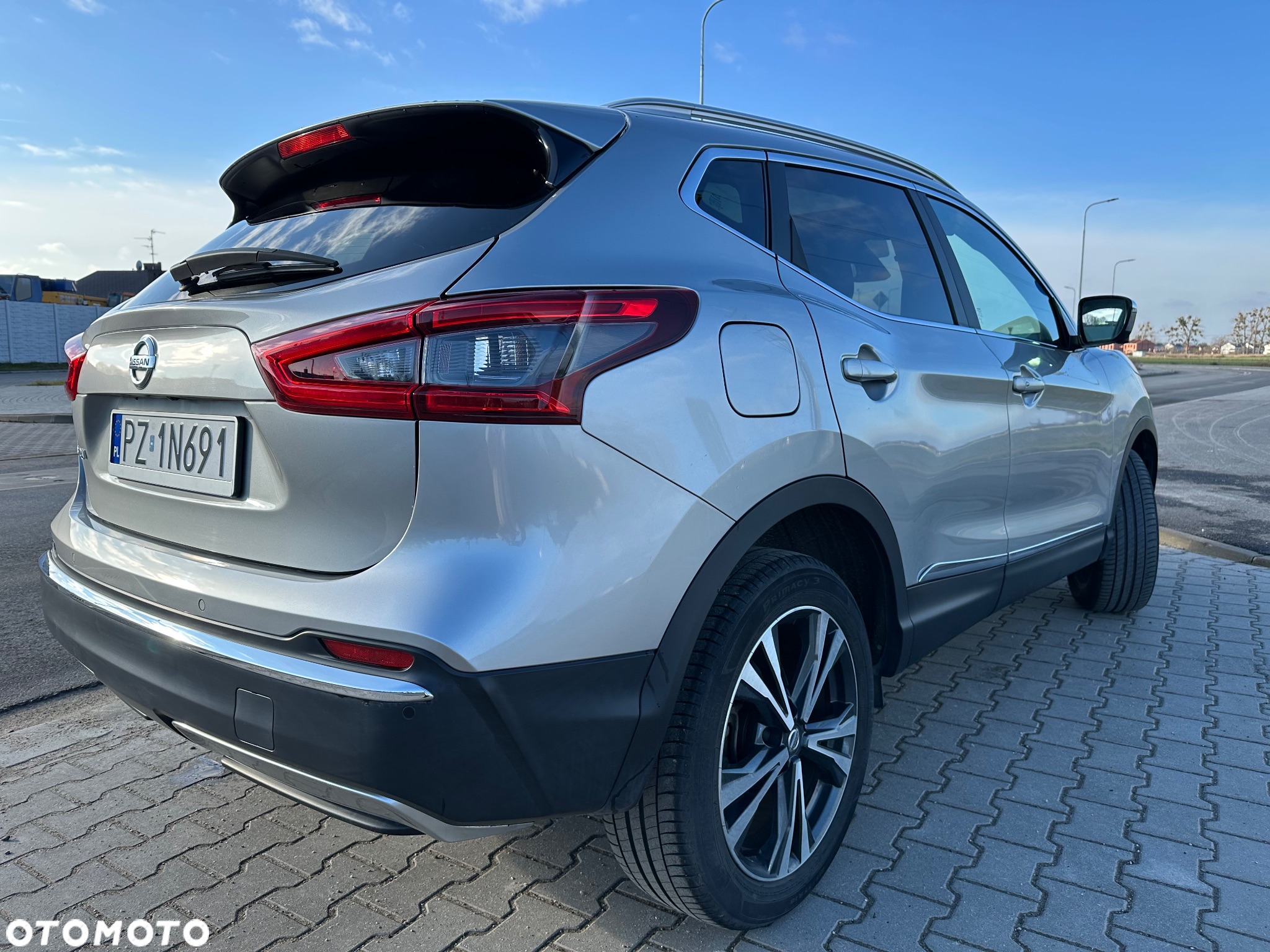 Nissan Qashqai 1.3 DIG-T MHEV Tekna - 2