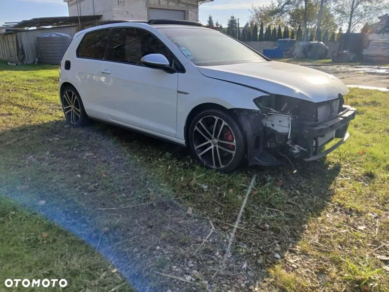 Volkswagen Golf GTD 2.0 TDI SCR DSG - 9