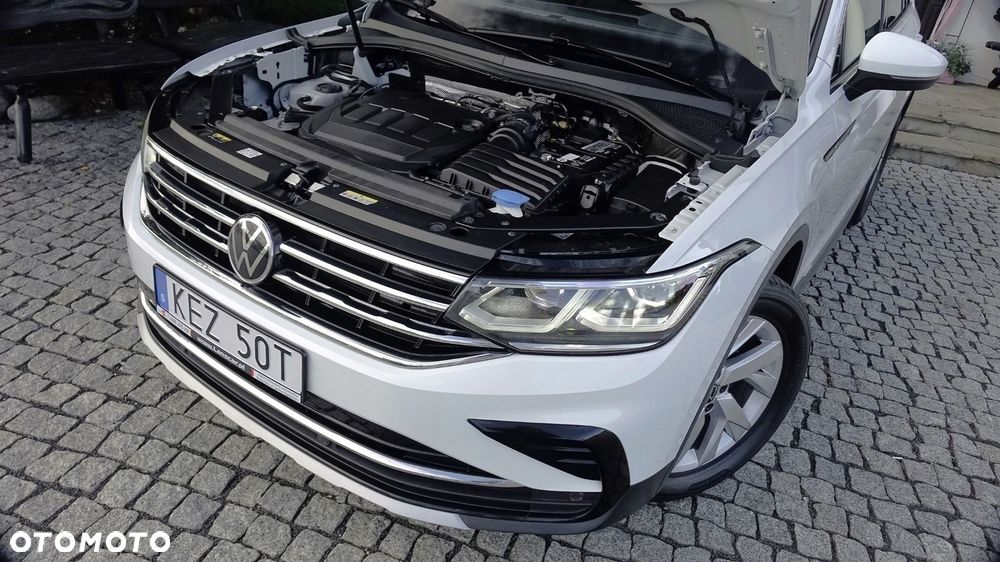 Volkswagen Tiguan - 19