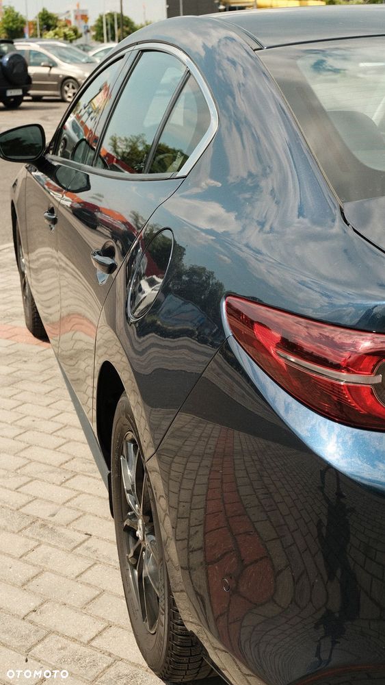 Mazda 3 - 8