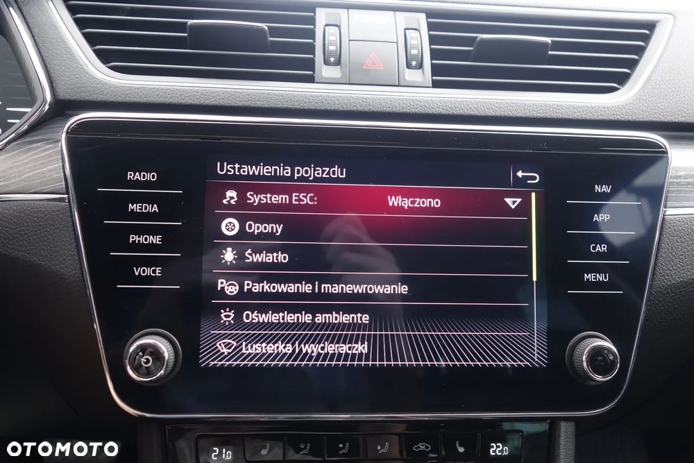 Skoda Superb 2.0 TDI SCR 4x4 Style DSG - 38