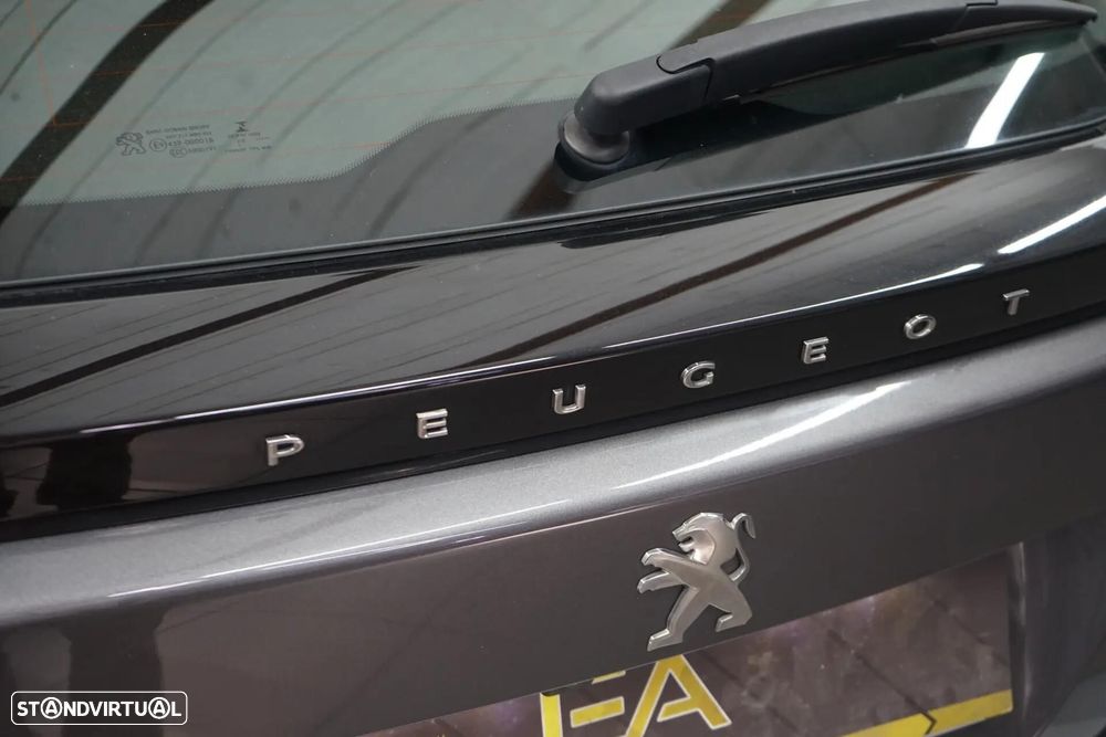 Peugeot 2008 1.5 BlueHDi Allure - 13
