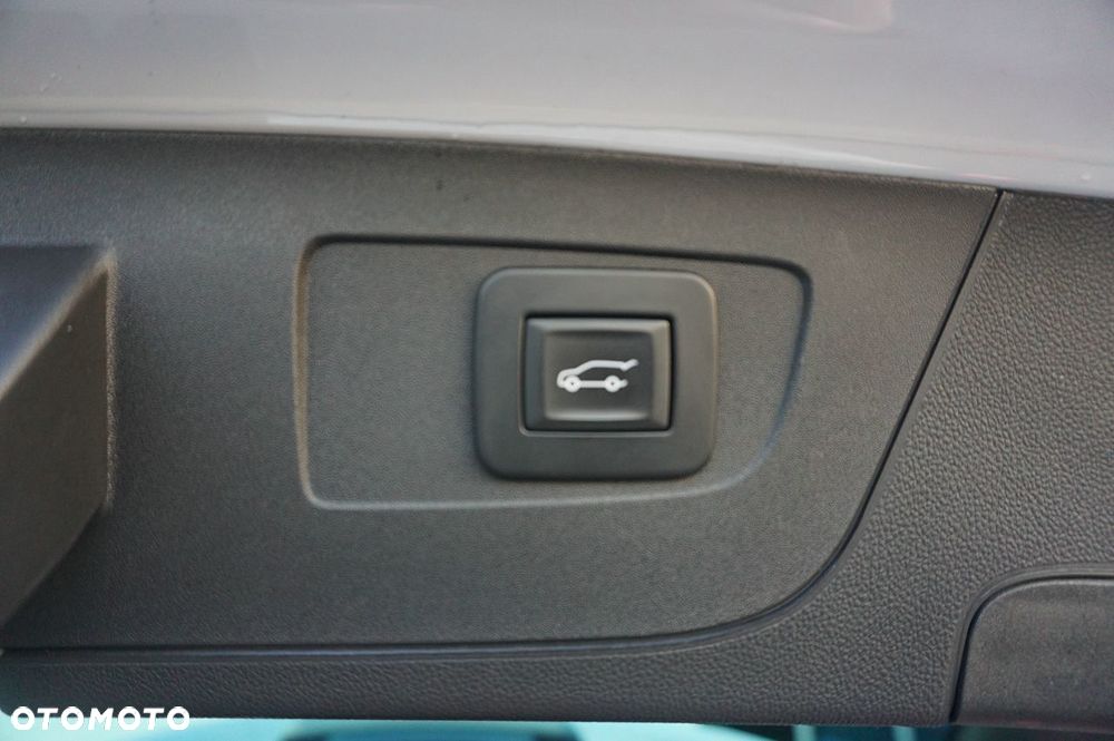 Opel Insignia 2.0 CDTI Innovation S&S - 26