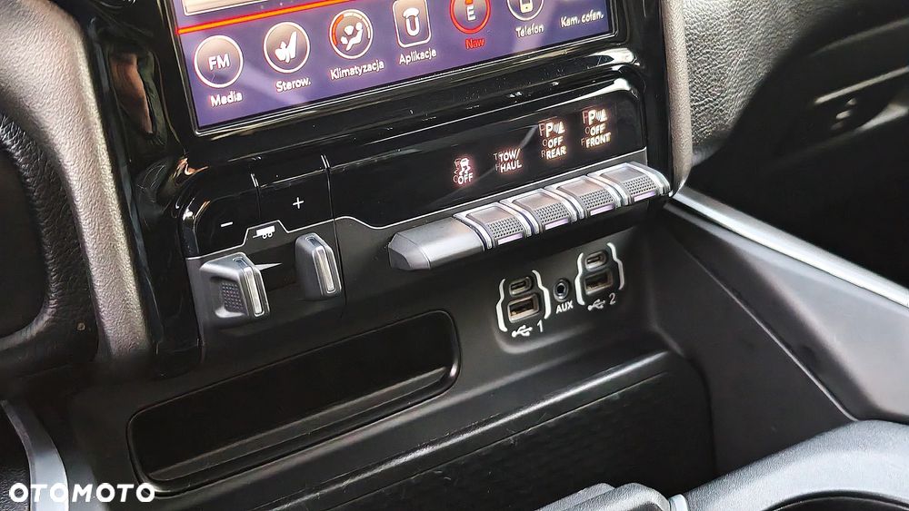 RAM 1500 5.7 Crew Cab Longbed Laramie Black - 31