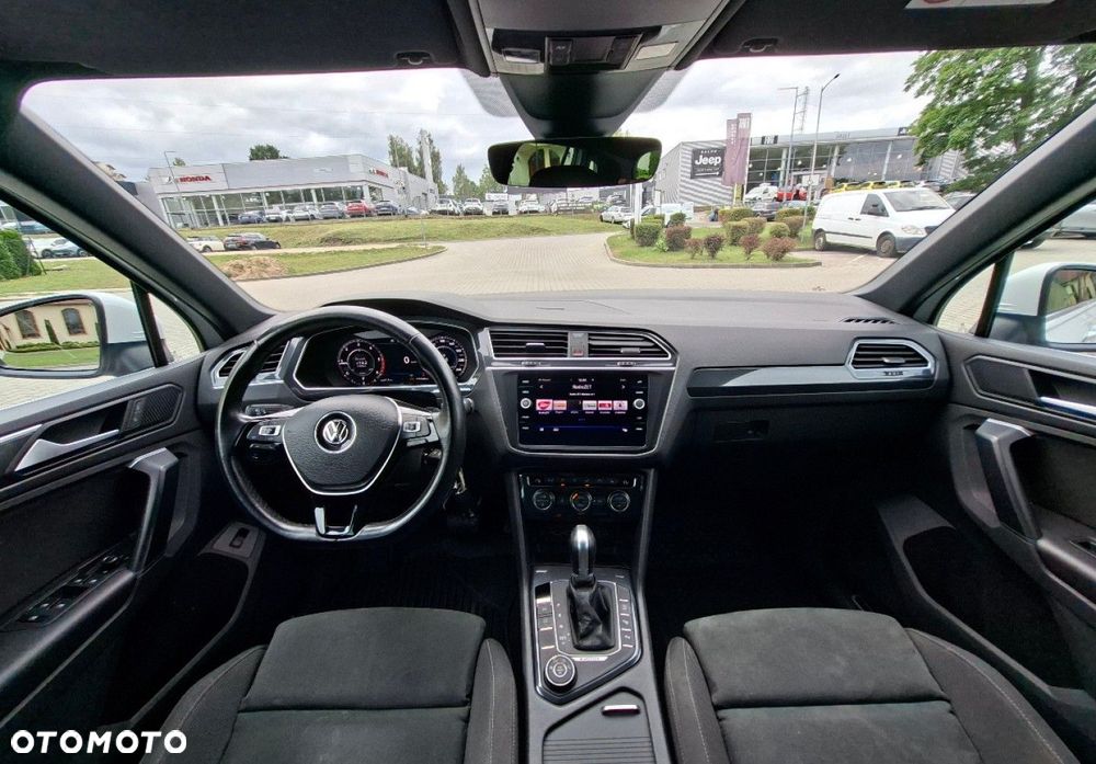 Volkswagen Tiguan - 31