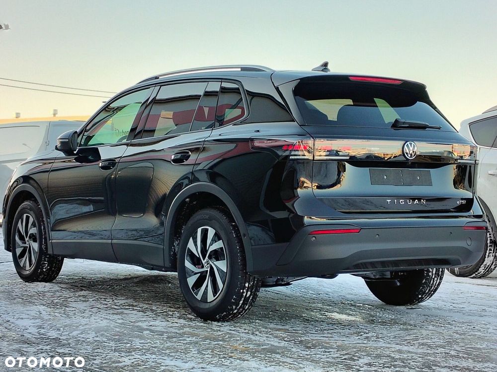 Volkswagen Tiguan - 5