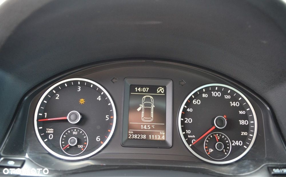 Volkswagen Tiguan 2.0 TDI DPF BlueMotion Technology Team - 25