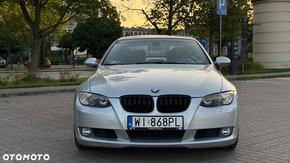 BMW Seria 3 325i Cabrio - 2