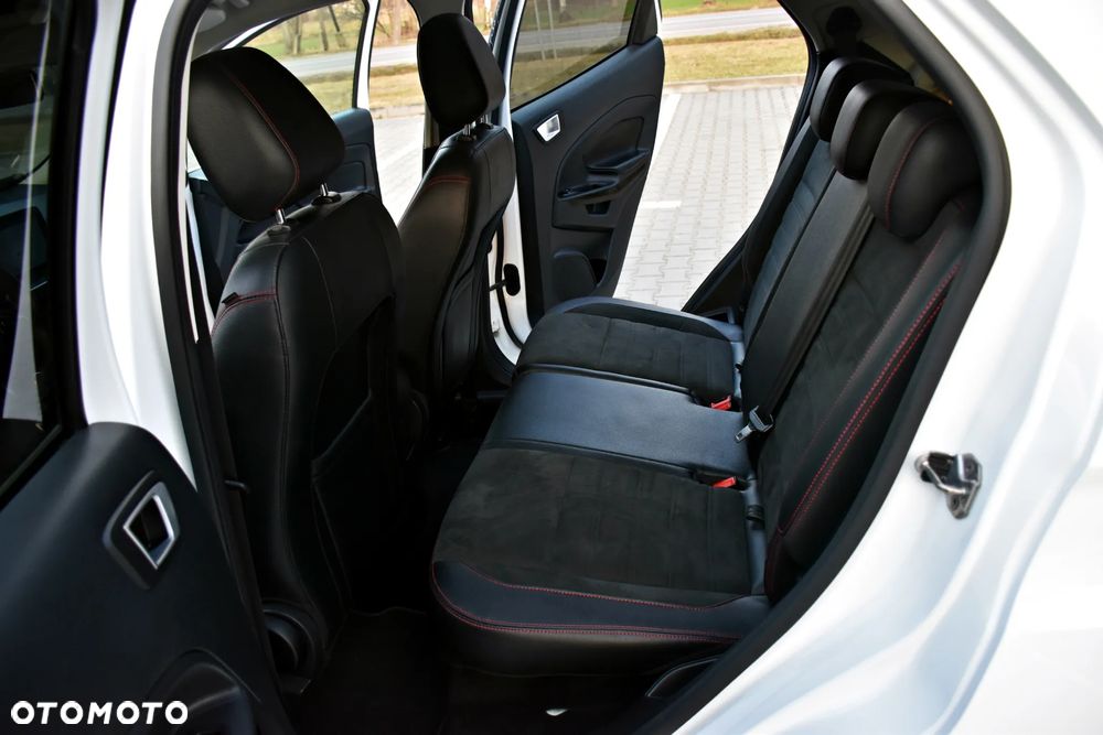 Ford EcoSport 1.0 EcoBoost ST-LINE - 26