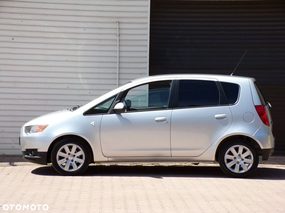 Mitsubishi Colt - 11