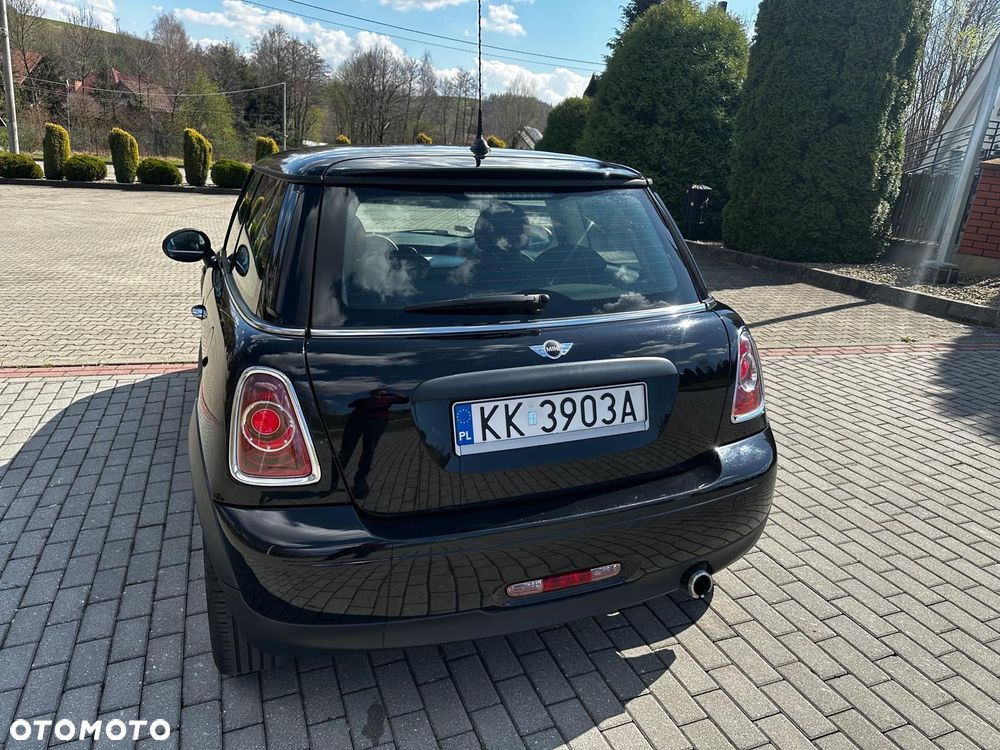 MINI ONE D - 6