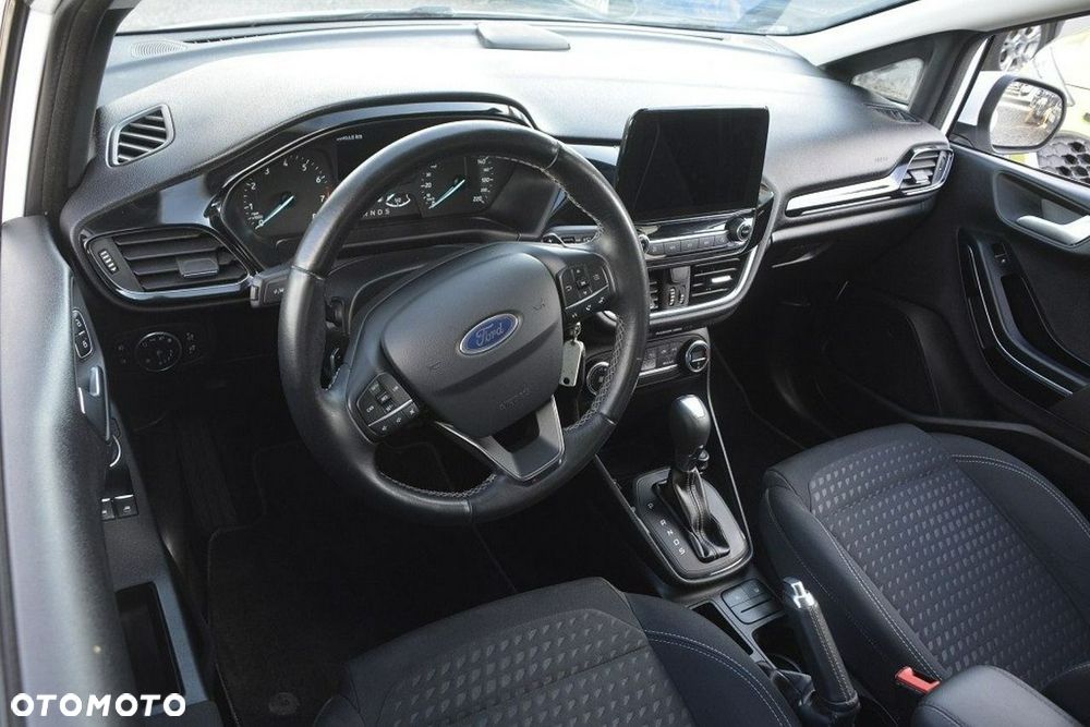 Ford Fiesta - 16