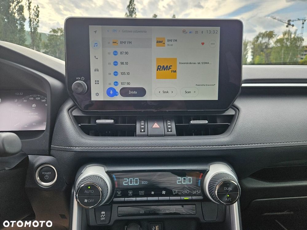 Toyota RAV4 - 22