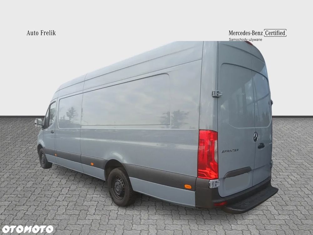 Mercedes-Benz Sprinter 317 - 4