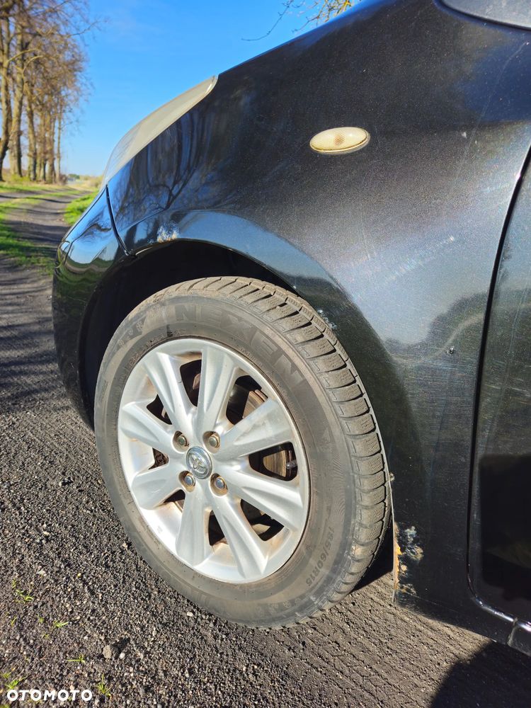 Toyota Yaris 1.4 D-4D Prestige - 8