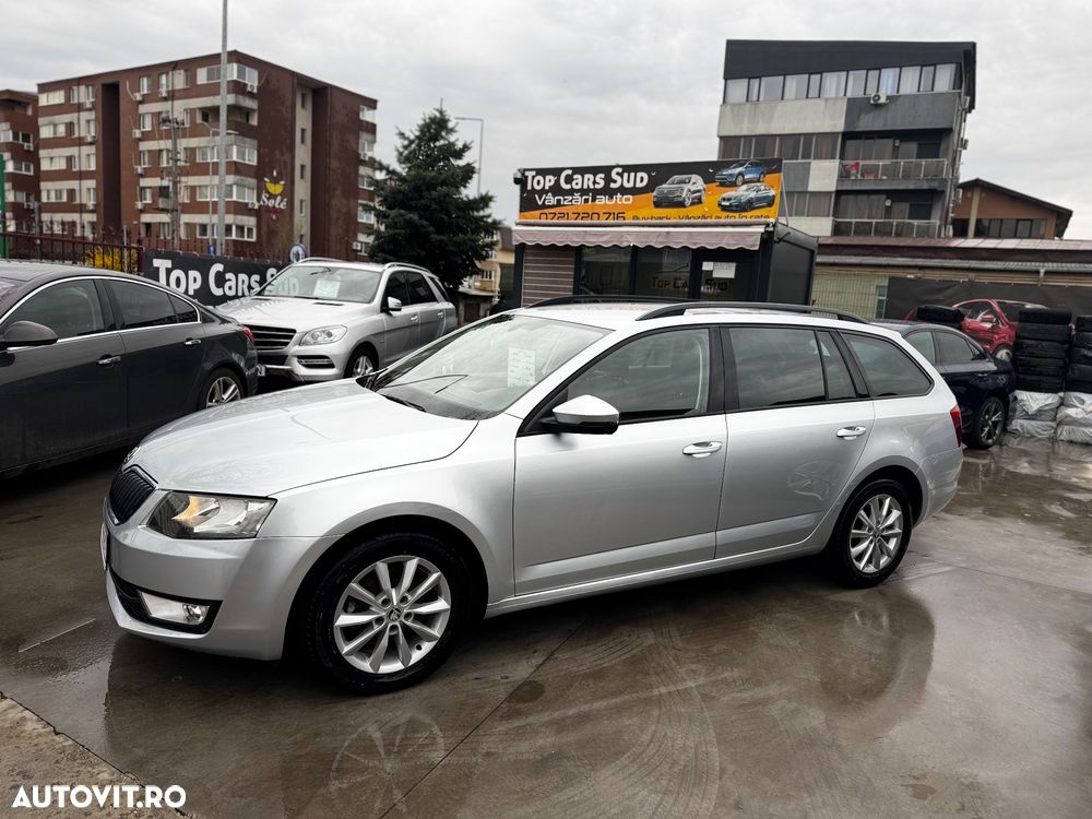 Skoda Octavia 2.0 TDI 4X4 DSG Style - 3
