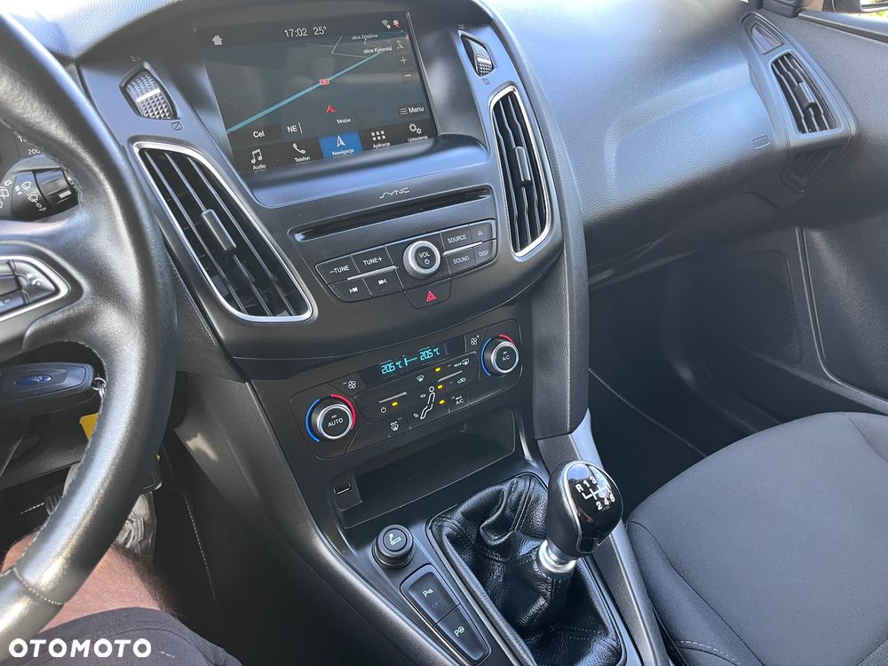 Ford Focus 1.5 EcoBlue STart-Stopp-System TITANIUM - 10