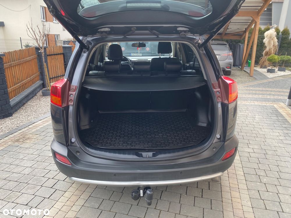 Toyota RAV4 2.2 D-4D Prestige - 12