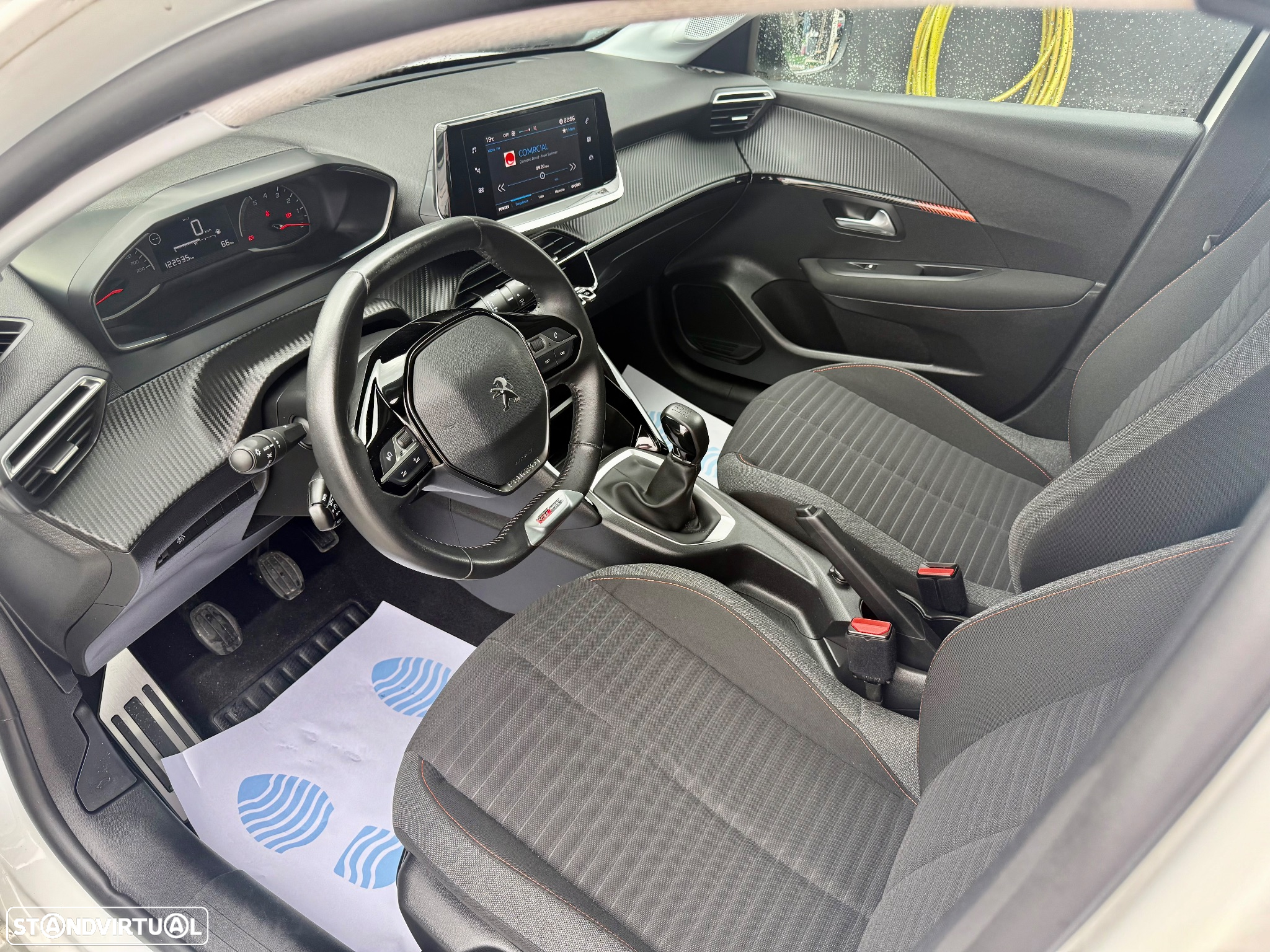 Peugeot 208 1.2 PureTech GT - 7
