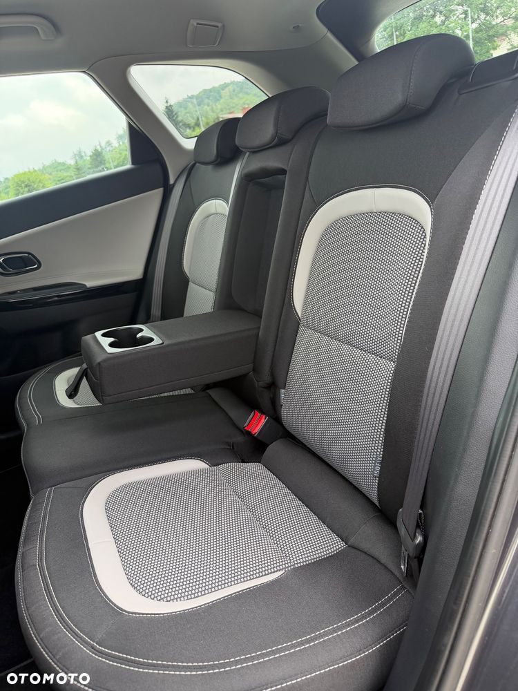 Kia Ceed 1.6 GDI DCT Spirit - 19