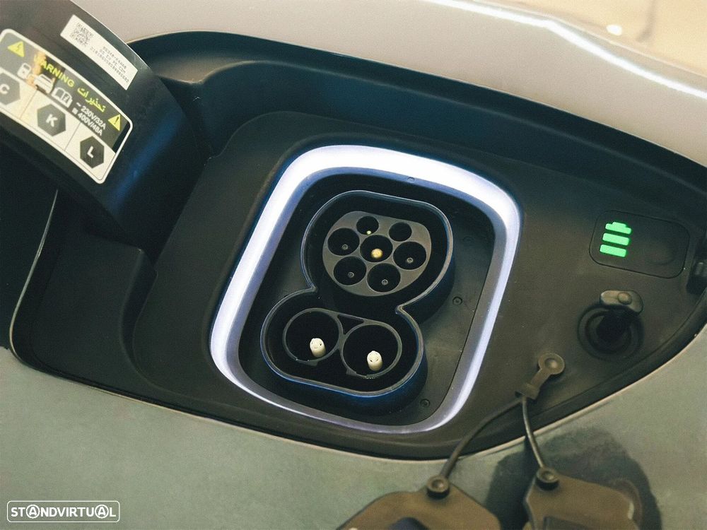 Hyundai Kauai 64 kWh Premium+LED - 8