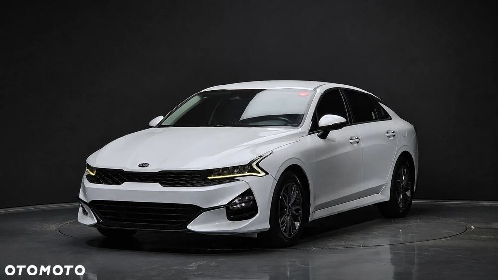 Kia K5 - 1