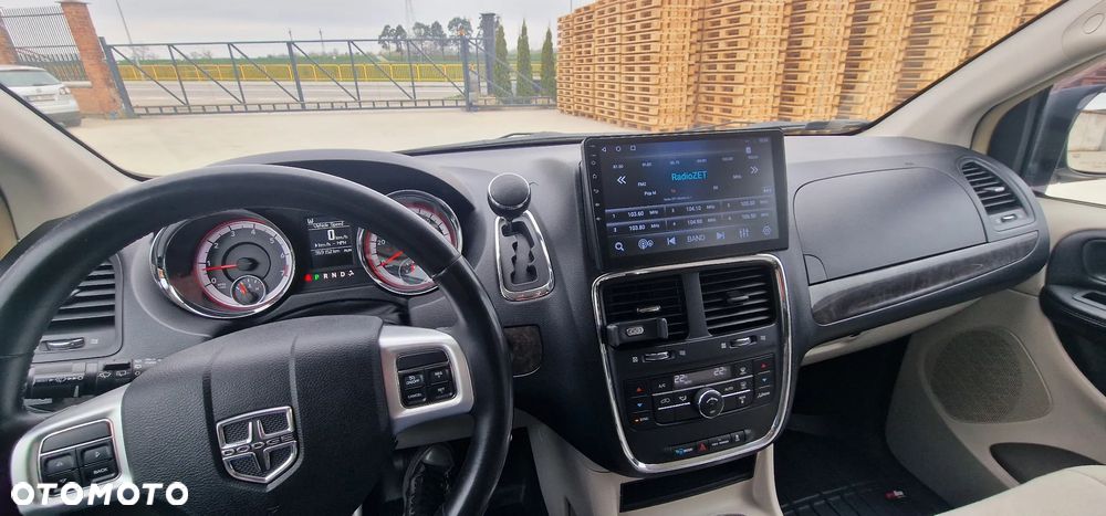 Dodge Grand Caravan 3.6 R/T - 15