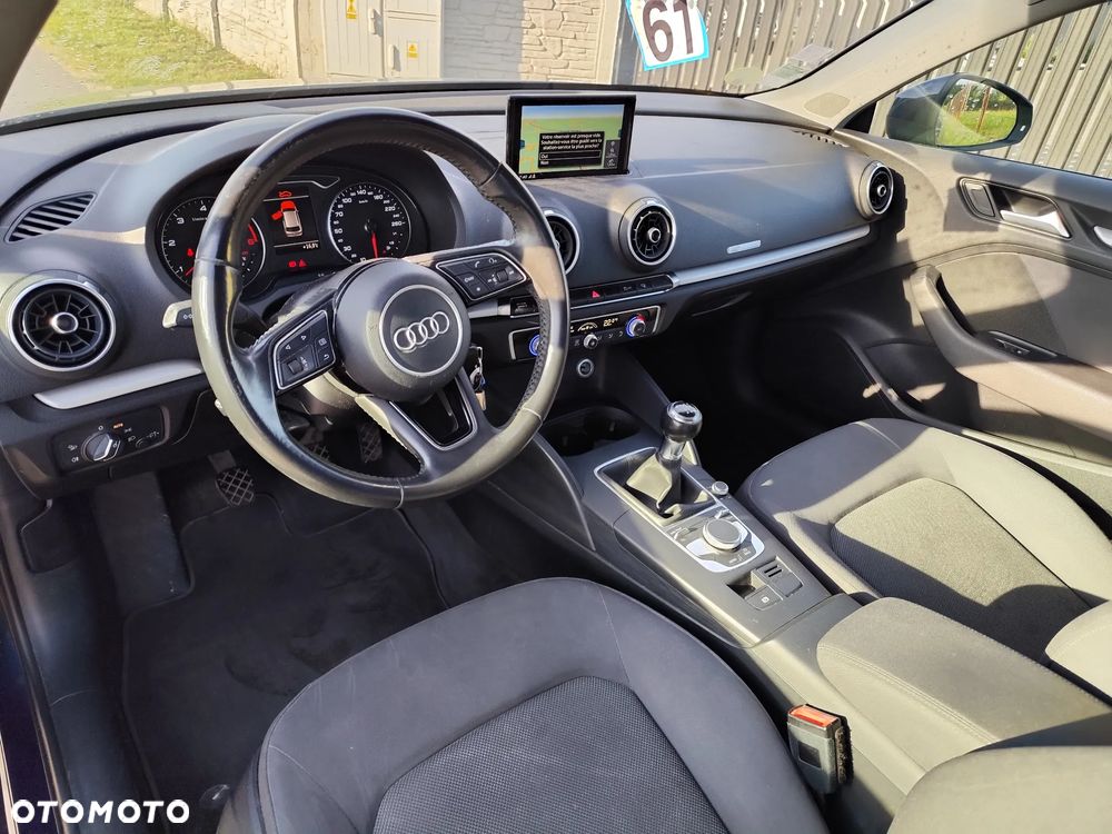 Audi A3 3-drzwiowe 1.6 TDI clean diesel Attraction - 10