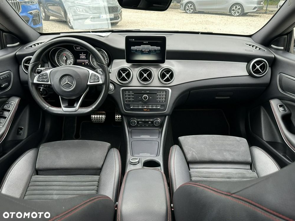 Mercedes-Benz CLA 250 4Matic 7G-DCT AMG Line - 24