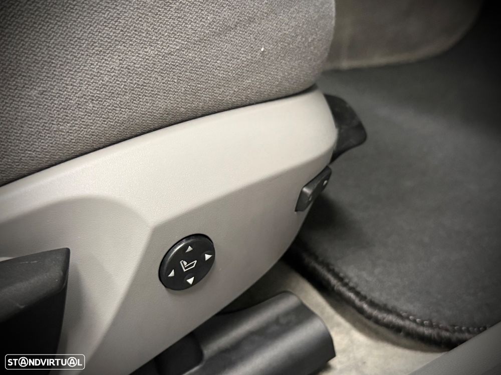 BMW 320 d Line Sport - 20