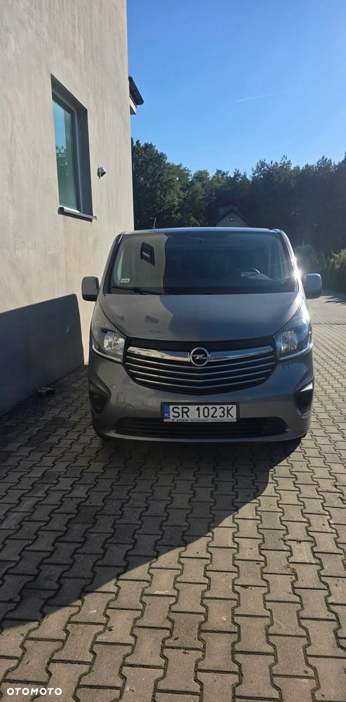Opel Vivaro - 2
