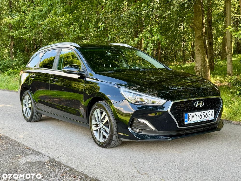 Hyundai i30 1.6 D Comfort DCT - 2