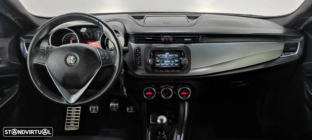 Alfa Romeo Giulietta - 24