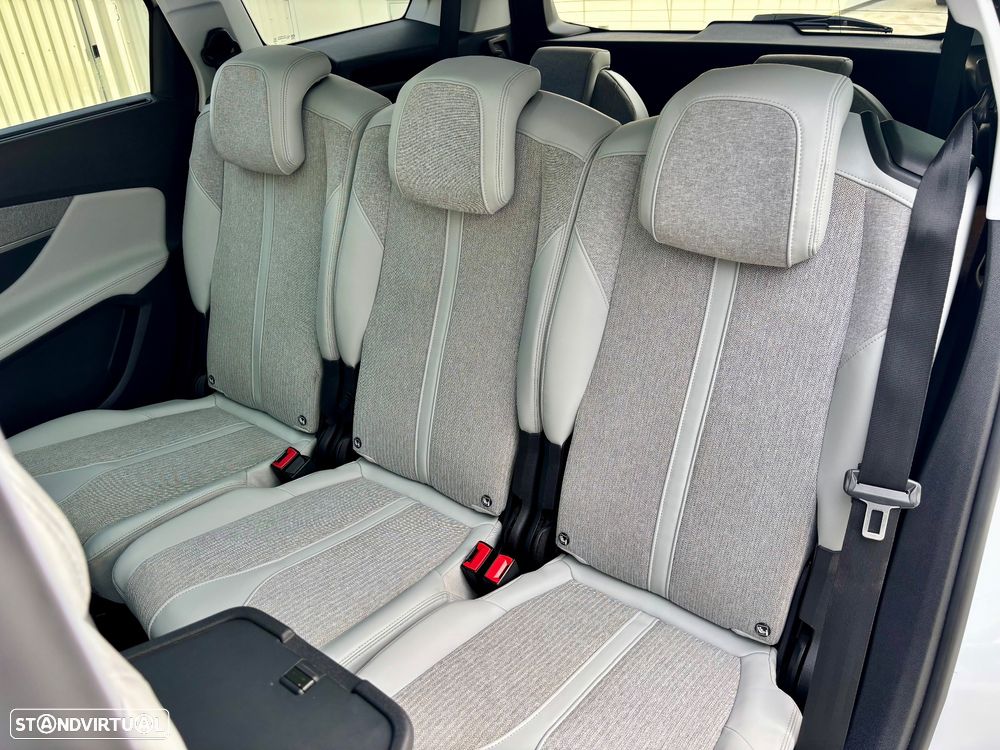 Peugeot 5008 1.5 BlueHDi Allure EAT8 - 40