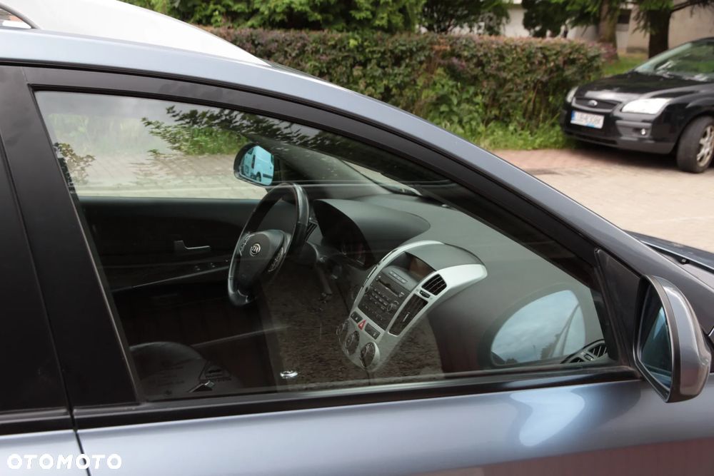 Kia Ceed 1.6 Optimum + - 27