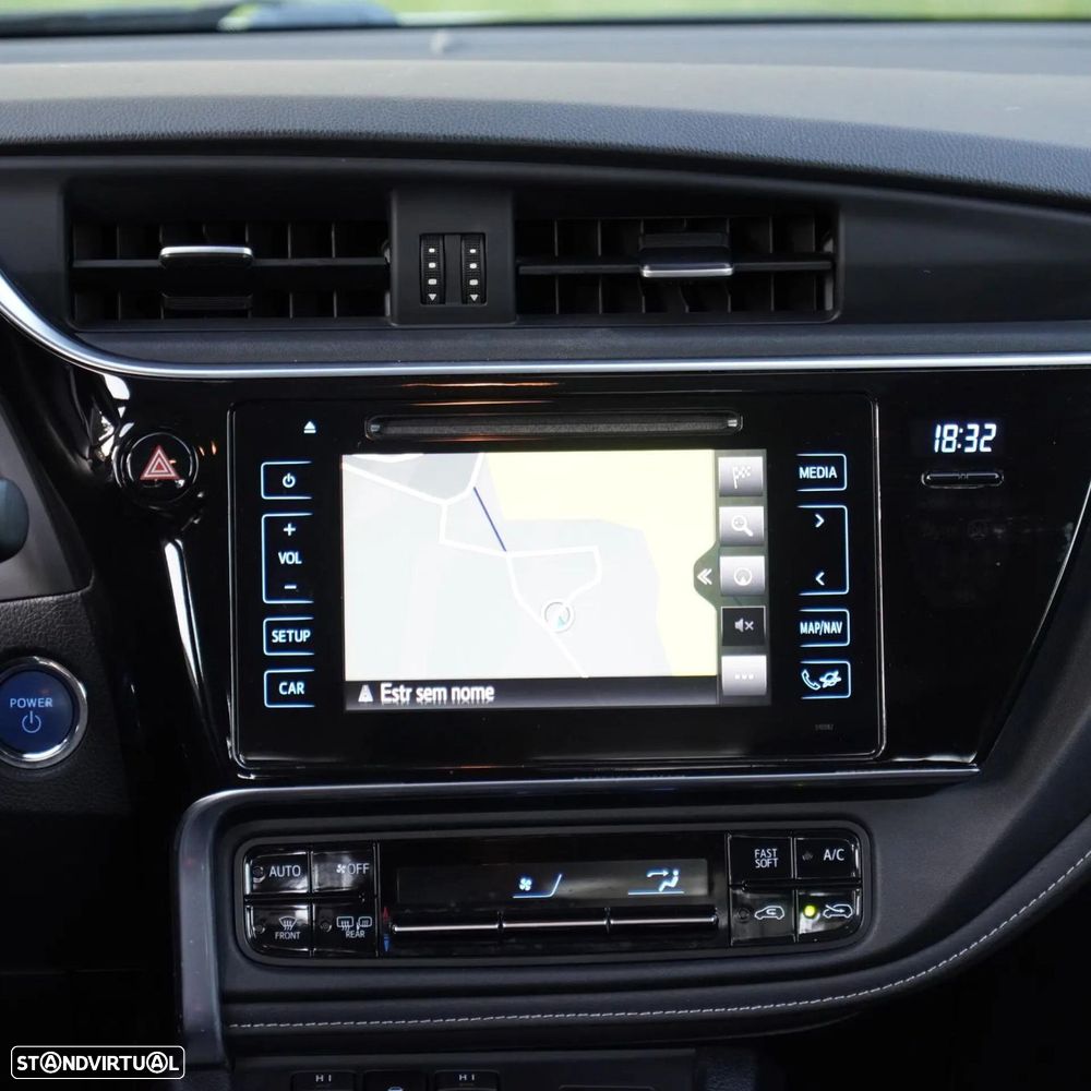 Toyota Auris 1.8 HSD Active - 25