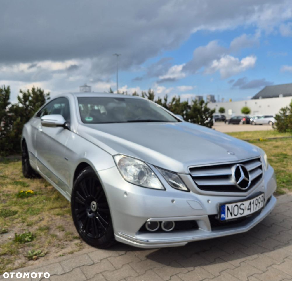 Mercedes-Benz Klasa E 250 CGI BlueEFFICIENCY Automatik Avantgarde - 4