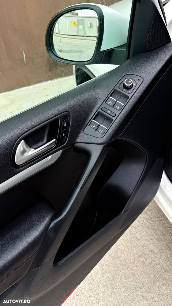 Volkswagen Tiguan 2.0 TDI DPF 4Motion BlueMotion Technology DSG Sport & Style - 15