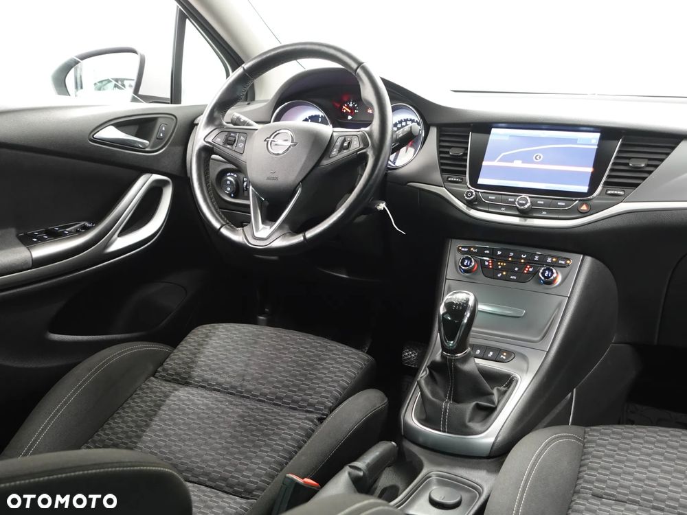 Opel Astra 1.6 D (CDTI) Dynamic - 30