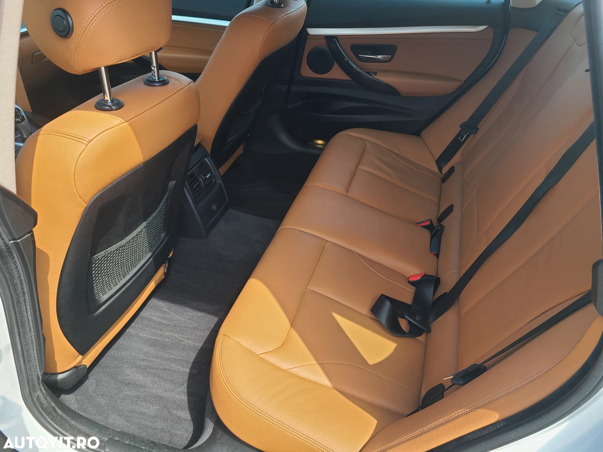 BMW Seria 3 320i GT xDrive AT - 20