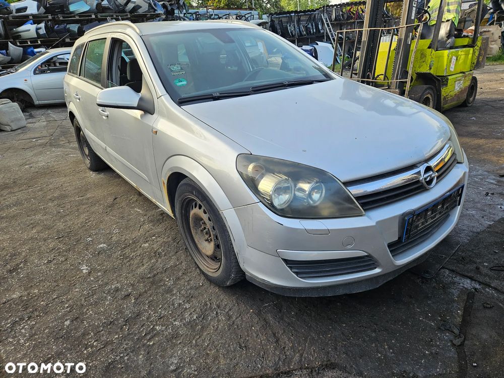 Astra H Kombi 1.9 CDTI Z157 na części