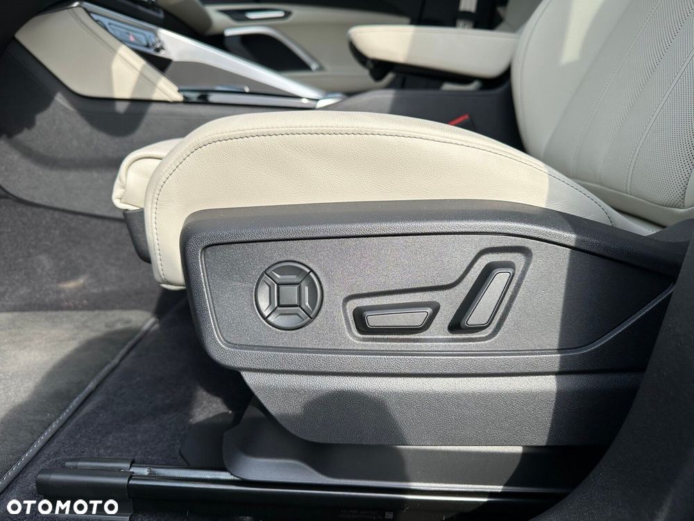 Audi Q5 Sportback - 14