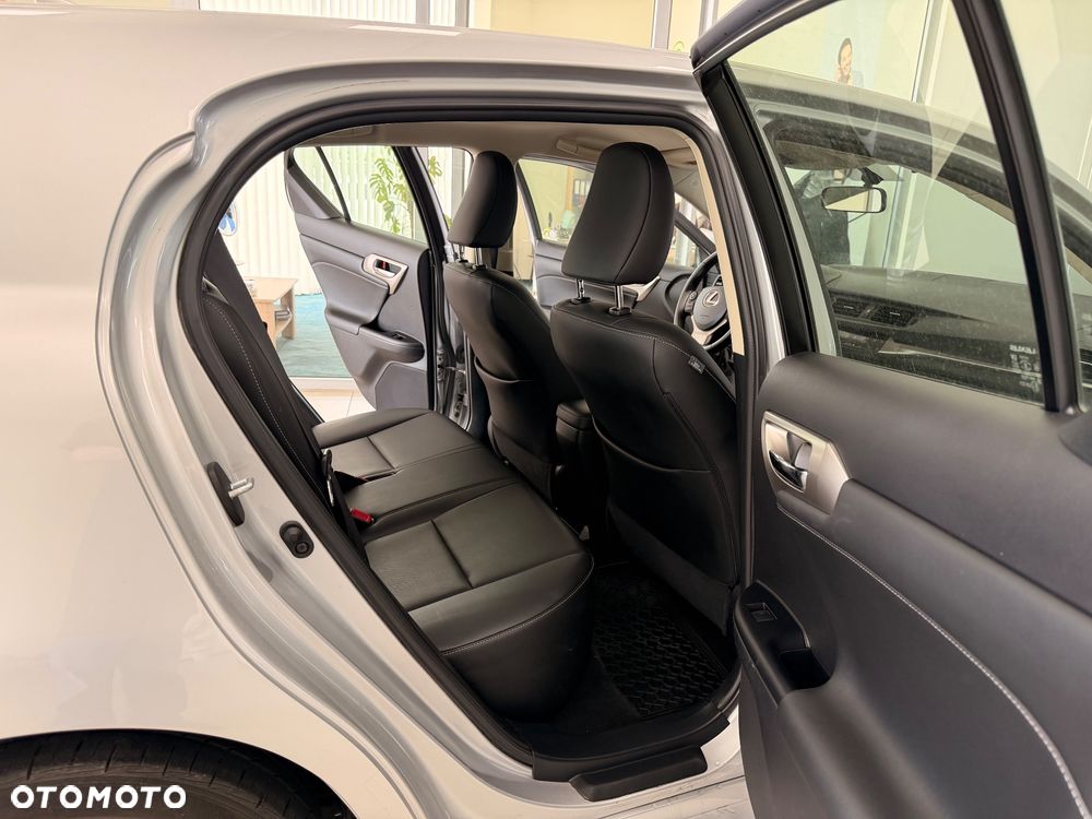 Lexus CT - 31