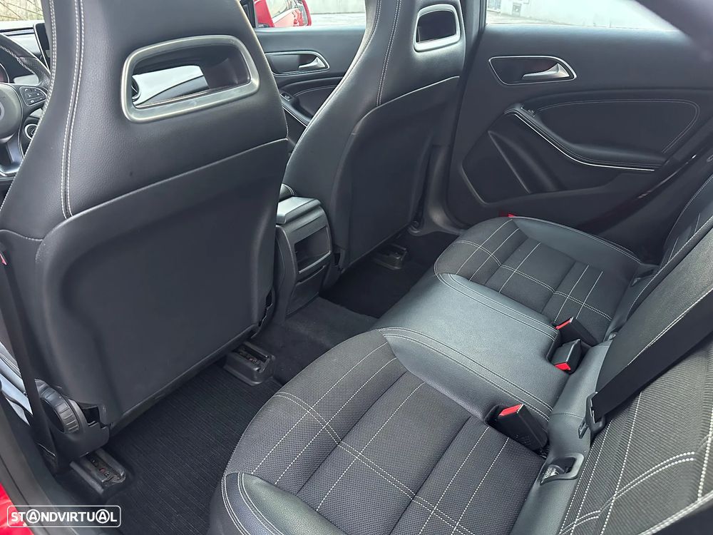 Mercedes-Benz CLA 180 d Urban - 18