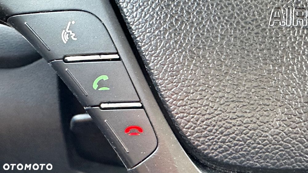 Kia Ceed 1.6 GDI ISG Platinum Edition - 28