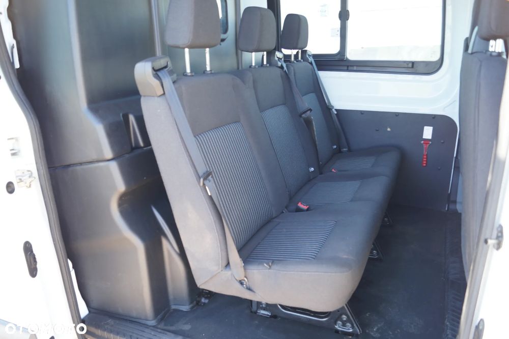 Ford Transit - 30