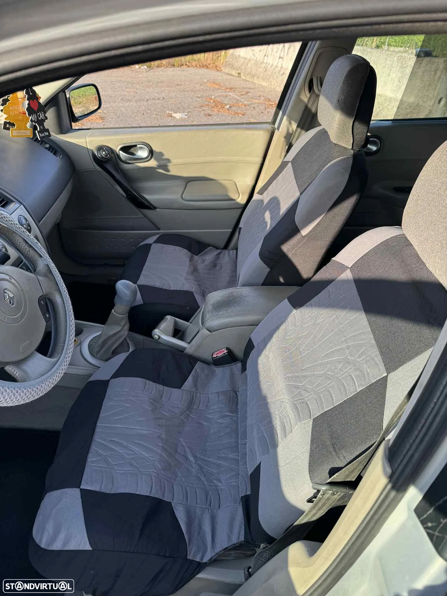 Renault Mégane Break 1.5 dCi C Authentique - 6