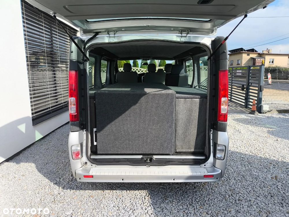 Opel Vivaro 2014 photo 5