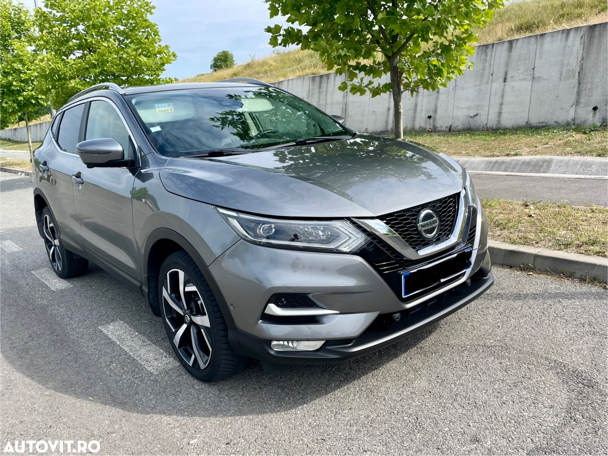 Nissan Qashqai 1.6 DCI Start/Stop X-TRONIC Tekna - 6
