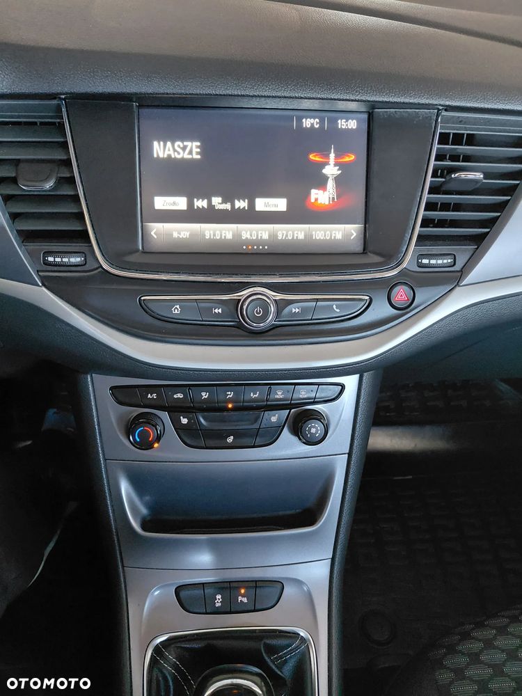 Opel Astra 1.4 Turbo Edition - 23